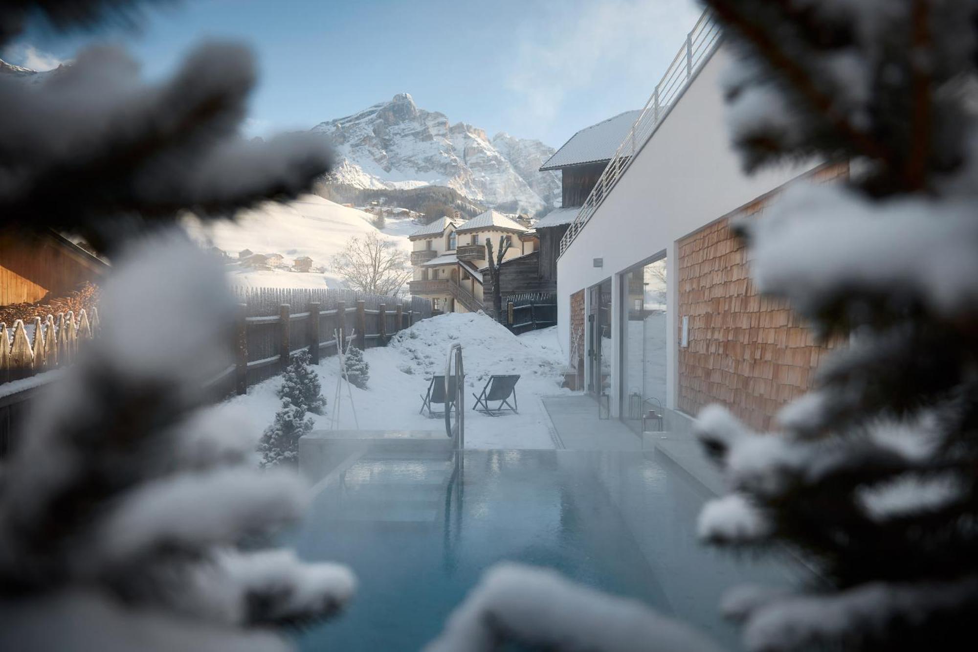 Hotel Des Alpes La Villa  Exterior foto